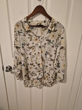 Floral Button-Up Blouse in Ivory and Yellow